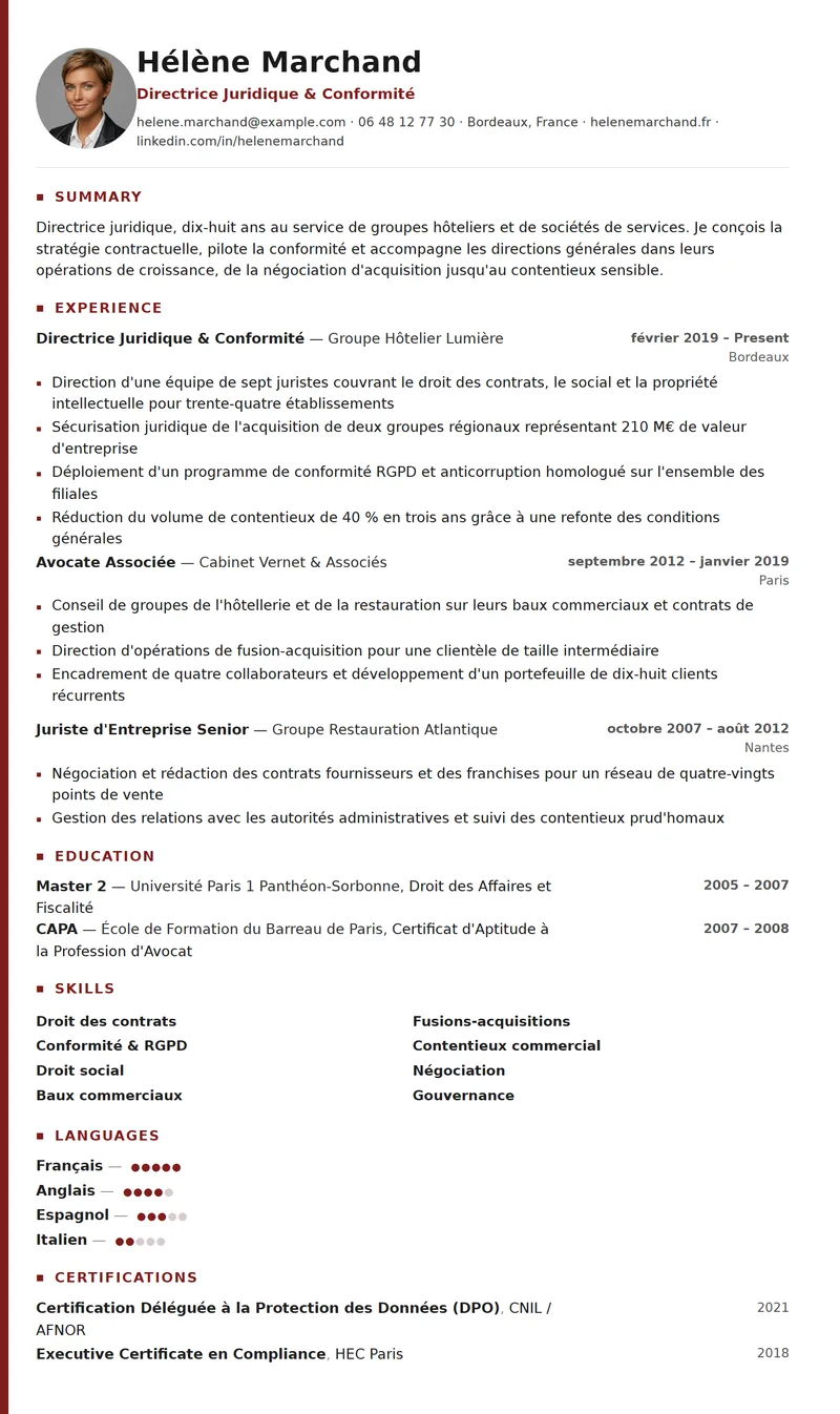 Full preview of the Bordeaux resume template